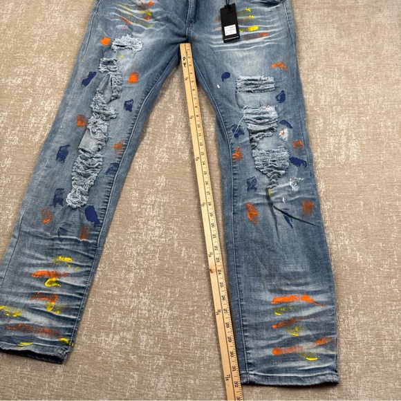 WAIMEA Stylish Distressed Blue Jeans with Colorful Accents - Picture 5 of 11